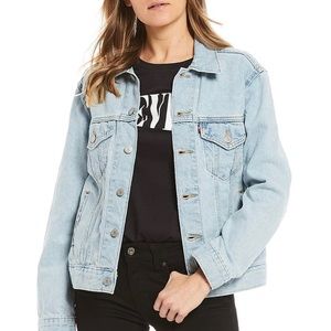 Levi’s jean jacket size xl
